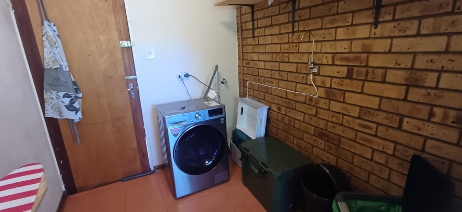 To Let 3 Bedroom Property for Rent in La Provance Free State